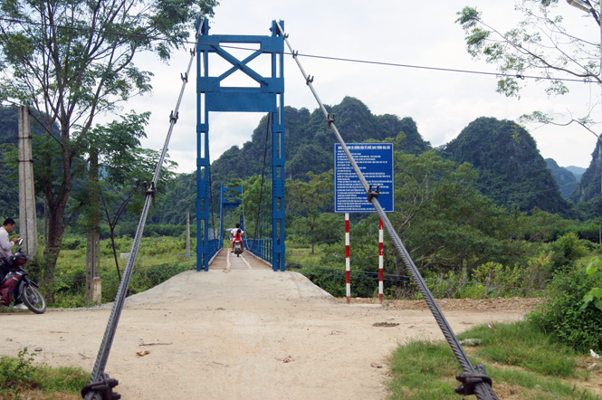 Cầu treo xã Hóa Thanh, huyện Minh Hóa đã sửa chữa xong