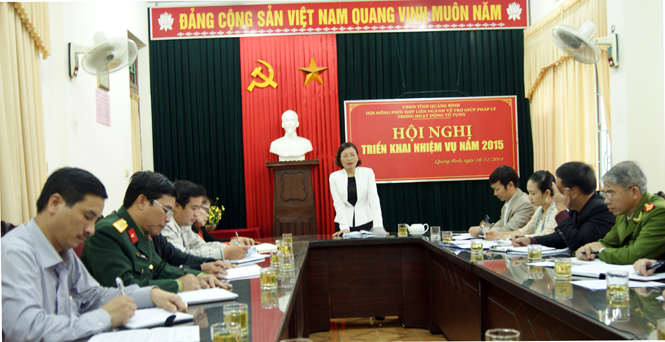 Đồng chí Nguyễn Thị Lài, Chủ tịch Hội đồng phối hợp liên ngành về trợ giúp pháp lý trong hoạt động tố tụng phát biểu tại hội nghị.