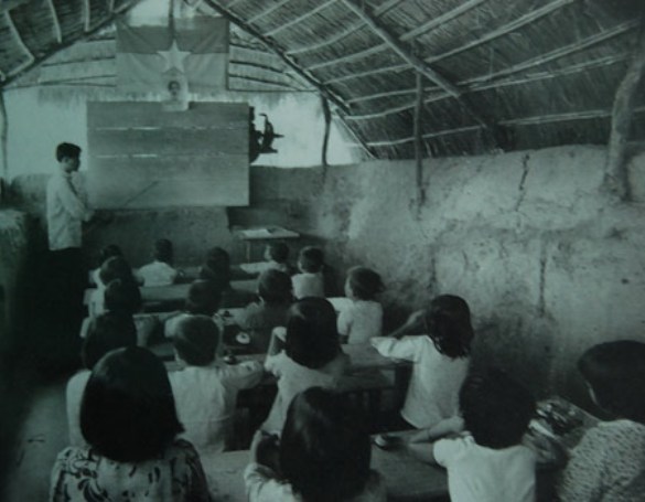 Lớp học thời chiến (ảnh minh họa. Nguồn: internet)