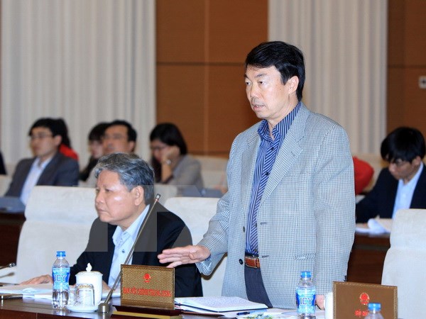 Phó Trưởng Ban Nội chính Trung ương Nguyễn Doãn Khánh phát biểu ý kiến. (Ảnh: An Đăng/TTXVN)