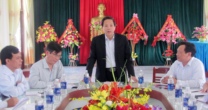 Đồng chí Hoàng Đăng Quang, Phó Bí thư Thường trực Tỉnh ủy, Trưởng đoàn đại biểu Quốc hội tỉnh kết luận buổi làm việc.
