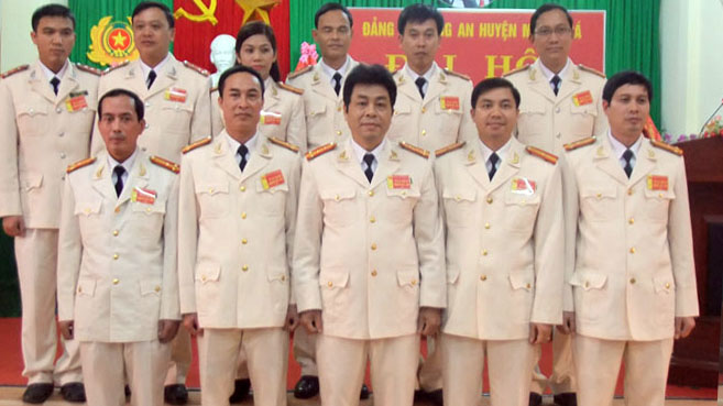 Ban Chấp hành Đảng bộ Công an huyện Minh Hóa, nhiệm kỳ 2015-2020.