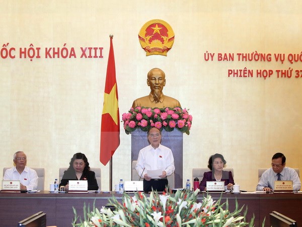 Chủ tịch Quốc hội Nguyễn Sinh Hùng dự và phát biểu khai mạc Phiên họp thứ 37 của Ủy ban Thường vụ Quốc hội. (Ảnh: Nhan Sáng/TTXVN)