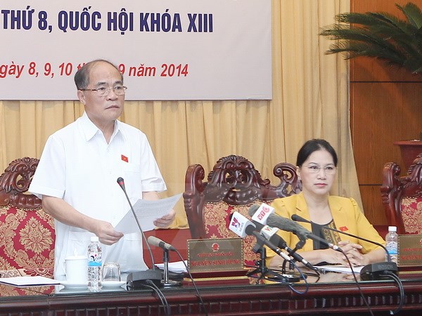 Chủ tịch Quốc hội Nguyễn Sinh Hùng chủ trì và phát biểu khai mạc Hội nghị đại biểu Quốc hội chuyên trách thảo luận một số nội dung trình Quốc hội tại Kỳ họp thứ 8, Quốc hội khóa XIII. (Ảnh: Nhan Sáng/TTXVN)