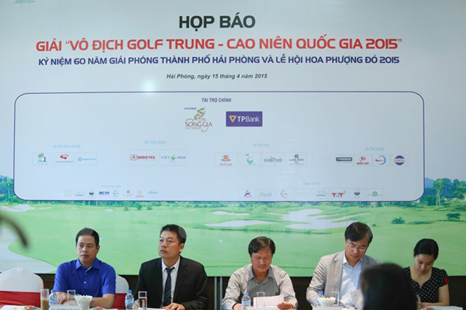 Họp báo mở màn giải golf trung - cao niên quốc gia 2015. (Ảnh: Minh Chiến/Vietnam+)