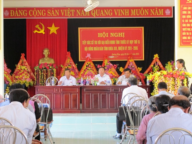 Đại biểu HĐND tỉnh tiếp xúc với cử tri tại xã Quảng Kim, huyện Quảng Trạch.
