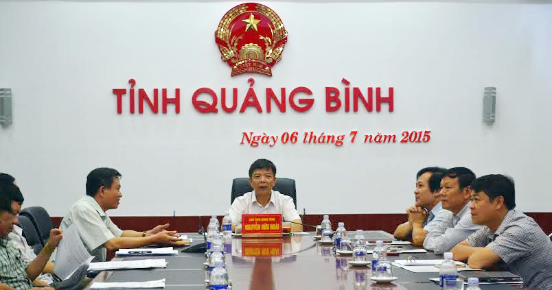 Đồng chí Nguyễn Hữu Hoài, Phó Bí thư Tỉnh uỷ, Chủ tịch UBND tỉnh chủ trì tại điểm cầu Quảng Bình.