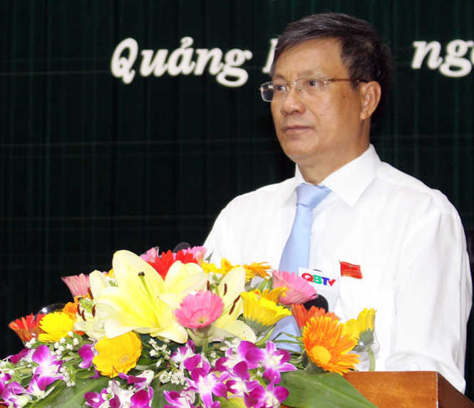 Đồng chí Lương Ngọc Bính, Ủy viên Trung ương Đảng, Bí thư Tỉnh ủy, Chủ tịch HĐND tỉnh phát biểu khai mạc kỳ họp.