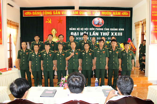 Ban Chấp hành Đảng bộ BĐBP tỉnh khóa XXIII, nhiệm kỳ 2015-2020 ra mắt nhận nhiệm vụ tại Đại hội.