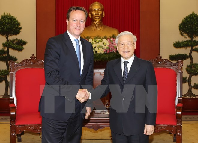 Tổng Bí thư Nguyễn Phú Trọng tiếp Thủ tướng Liên hiệp Vương quốc Anh và Bắc Ireland David Cameron. (Ảnh: Trí Dũng/TTXVN)
