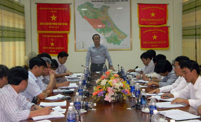 Đồng chí Trần Văn Tuân phát biểu chỉ đạo tại buổi làm việc với Sở Nông nghiệp và Phát triển nông thôn