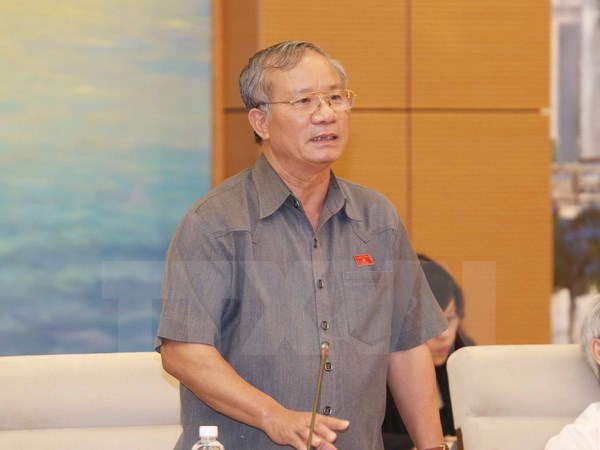Chủ nhiệm Ủy ban Quốc phòng An ninh của Quốc hội Nguyễn Kim Khoa phát biểu ý kiến. (Ảnh: Phương Hoa/TTXVN)