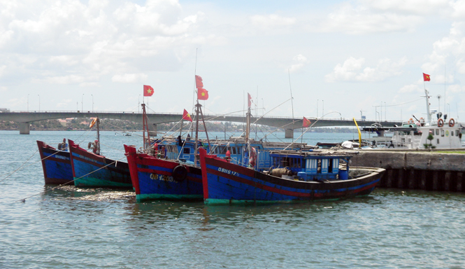 Tàu thuyền đánh bắt thuỷ sản của xã Quang Phú.