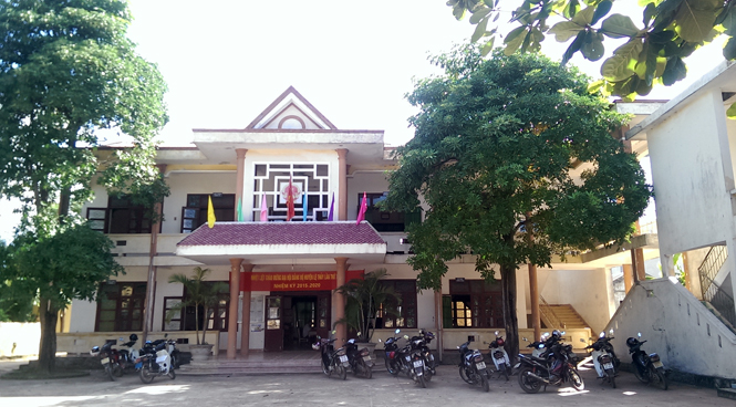 Trụ sở UBND xã Xuân Thủy được xây dựng khang trang.