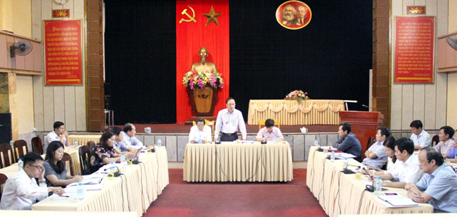 Đồng chí Nguyễn Văn Thành, Uỷ viên Trung ương Đảng, Phó Chánh Văn phòng Trung ương Đảng, thành viên Ban Chỉ đạo tổng kết Nghị quyết số 48-NQ/TW phát biểu kết luận tại buổi làm việc.