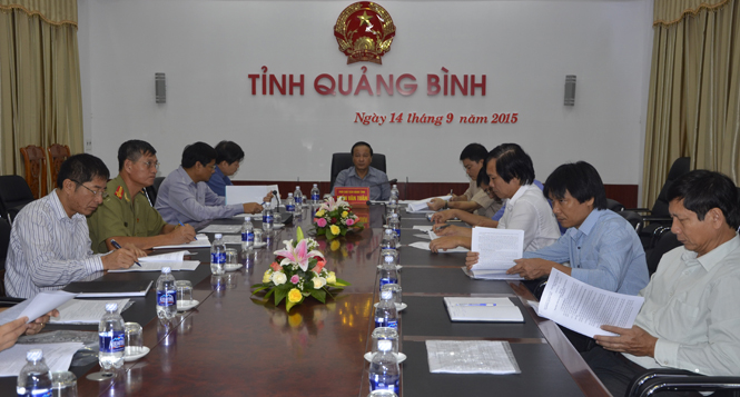Đồng chí Trần Văn Tuân, UVTV Tỉnh ủy, Phó Chủ tịch UBND tỉnh chủ trì t
