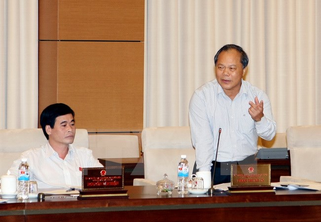 Chủ nhiệm Ủy ban Pháp luật của Quốc hội Phan Trung Lý phát biểu ý kiến. (Ảnh: Phạm Kiên/TTXVN)