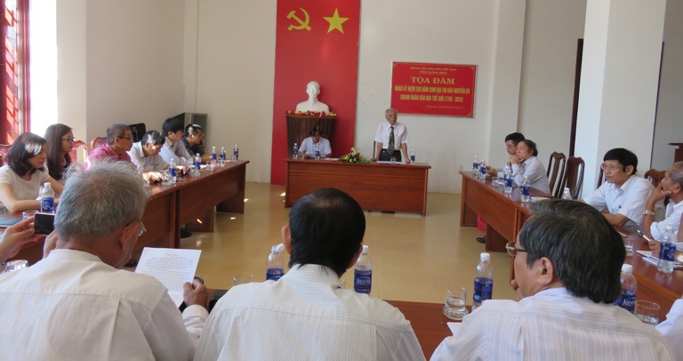 Quang cảnh buổi tọa đàm.