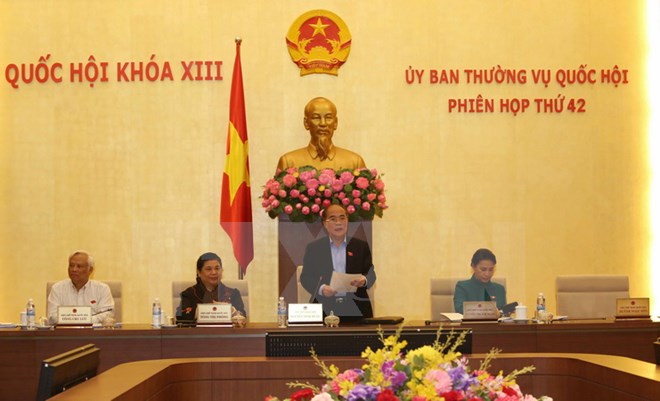 Chủ tịch Quốc hội Nguyễn Sinh Hùng phát biểu bế mạc phiên họp. (Ảnh: Phương Hoa/TTXVN)