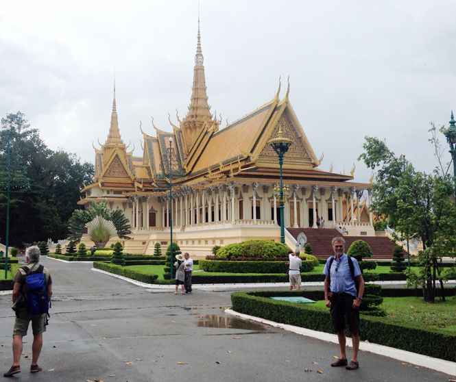 Hoàng cung Vương quốc Campuchia-một điểm du lịch hấp dẫn.