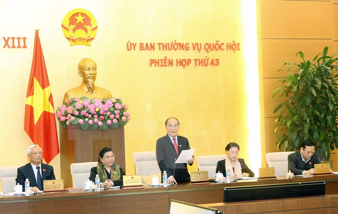 Chủ tịch Quốc hội Nguyễn Sinh Hùng phát biểu khai mạc Phiên họp thứ 43 của Ủy ban Thường vụ Quốc hội. (Ảnh: Nhan Sáng/TTXVN)
