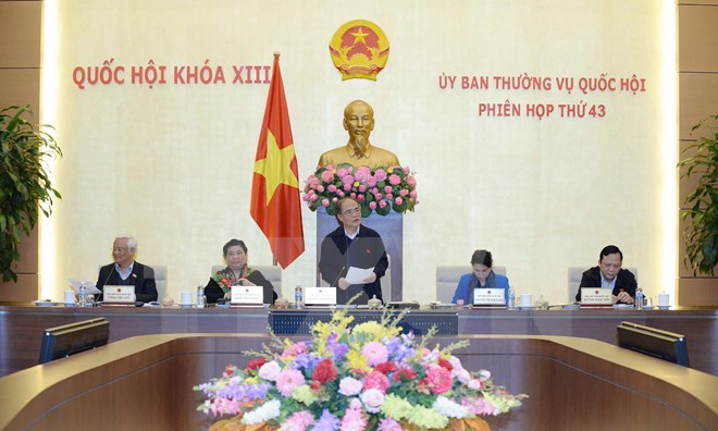 Chủ tịch Quốc hội Nguyễn Sinh Hùng phát biểu bế mạc phiên họp thứ 43 của Ủy ban Thường vụ Quốc hội. (Ảnh: Phương Hoa/TTXVN)