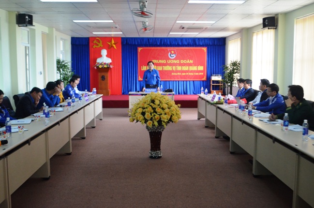 Đồng chí Nguyễn Long Hải - Bí thư BCH Trung ương Đoàn, chủ tịch Hội đồng Đội Trung ương phát biểu kết luận buổi làm việc