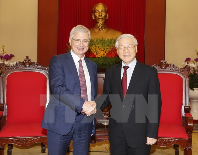 Tổng Bí thư Nguyễn Phú Trọng tiếp Chủ tịch Quốc hội Pháp Claude Bartolone sang thăm chính thức Việt Nam. (Ảnh: Trí Dũng/TTXVN)