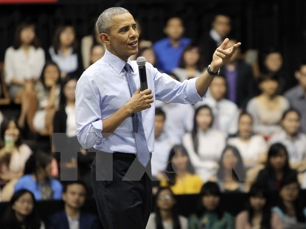 Tổng thống Mỹ Barack Obama đã có buổi gặp gỡ, giao lưu với hơn 800 bạn trẻ là thành viên của Sáng kiến Thủ lĩnh trẻ Đông Nam Á. (Ảnh: Quang Nhựt/TTXVN)