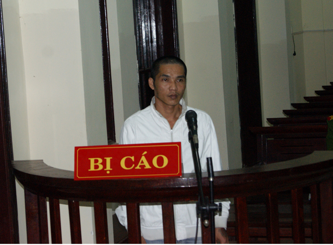 Đối tượng Nguyễn Đức Thành tại phiên tòa.