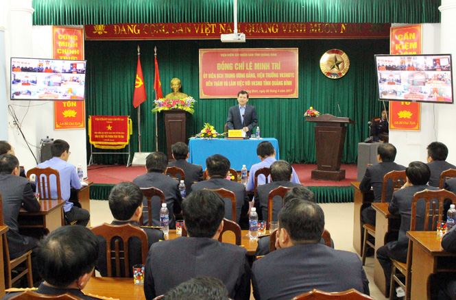 Đồng chí Lê Minh Trí, Ủy viên Ban chấp hành Trung ương Đảng, Viện trưởng VKSND Tối cao phát biểu lại buổi làm việc.