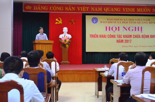 Đ/c Nguyễn Tiến Hoàng, Phó Chủ tịch UBND phát biểu tại hội nghị