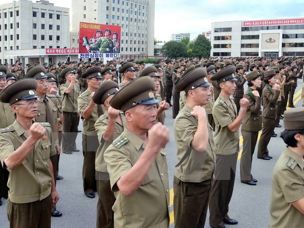 Binh sỹ Triều Tiên tham gia một cuộc mít tinh ở thủ đô Bình Nhưỡng ngày 10-8. (Nguồn: YONHAP/TTXVN)