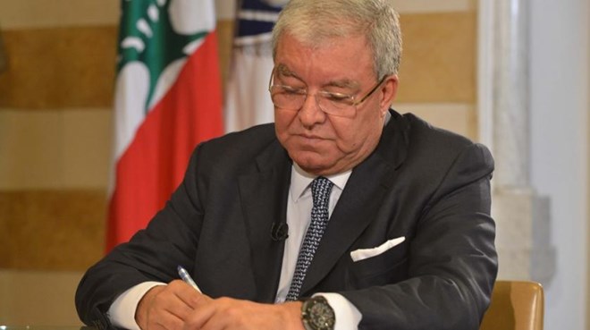 Bộ trưởng Nội vụ Liban Nohad Mashnouk ký sắc lệnh tổ chức bầu cử quốc hội. (Nguồn: NNA)