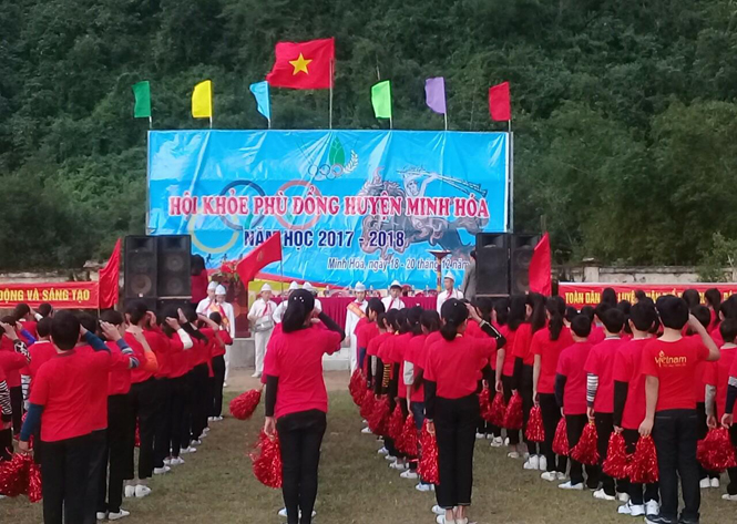 Lễ khai mạc Hội khỏe Phù Đổng huyện Minh Hóa.