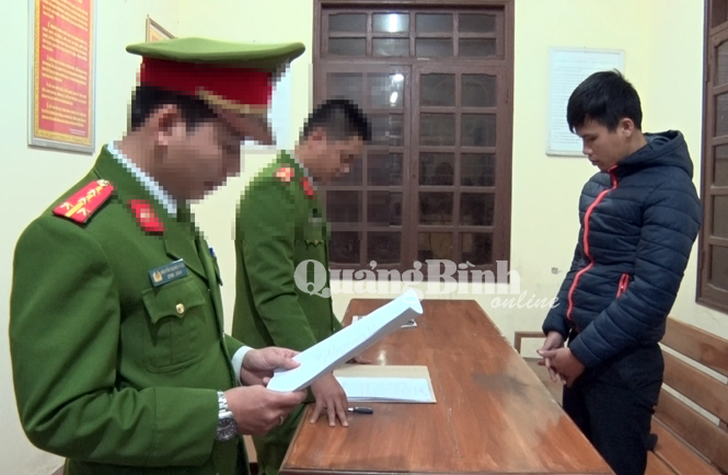Cơ quan Công an tống đạt lệnh bắt khẩn cấp đối với Dương Trường Giang.
