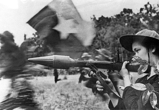 Một nữ chiến sĩ giải phóng quân trong cuộc Tổng tiến công và nỗi dậy xuân Mậu Thân 1968. Ảnh: Tư liệu