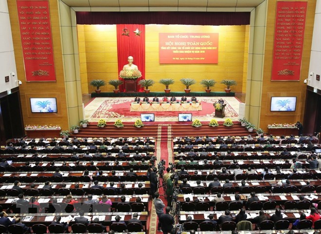 Tổng Bí thư Nguyễn Phú Trọng dự Hội nghị trực tuyến toàn quốc tổng kết công tác tổ chức xây dựng Đảng năm 2017, triển khai nhiệm vụ năm 2018. (Nguồn: TTXVN)