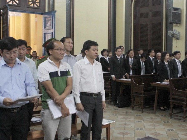 Quang cảnh phiên xét xử vụ án cố ý làm trái quy định của Nhà nước tại Navibank ngày 28-2. (Ảnh: Thành Chung/TTXVN)
