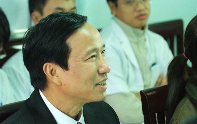 Bác sỹ Việt Nam đầu tiên nhận giải thưởng Nikkei châu Á