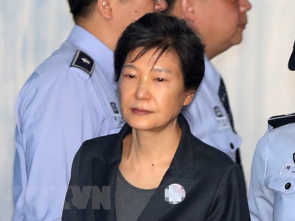 Cựu Tổng thống Park Geun-hye bị yêu cầu mức án 12 năm tù