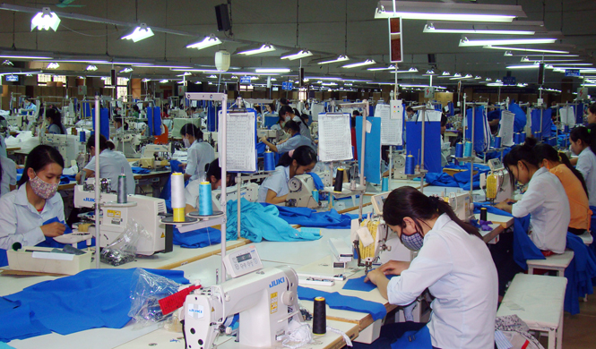 Chỉ số sản xuất công nghiệp của ngành sản xuất trang phục tăng hơn 12%.