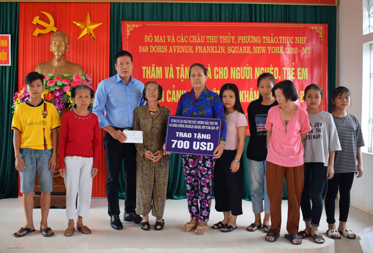 Trung tâm Bảo trợ xã hội tỉnh tiếp nhận tài trợ từ nhóm Việt kiều và du học sinh tại Mỹ