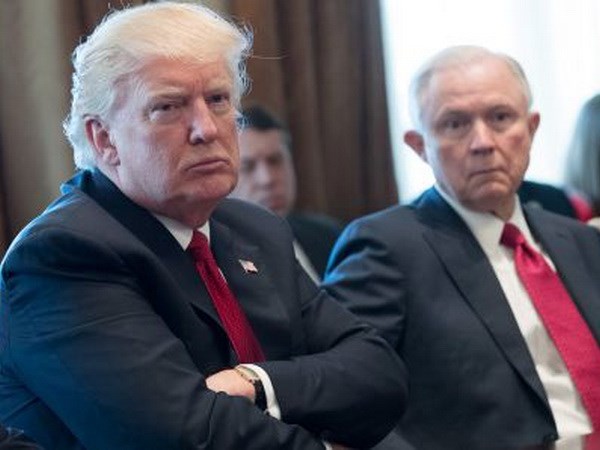 Tổng thống Mỹ Donald Trump và Bộ trưởng Tư pháp Mỹ Jeff Sessions. (Nguồn: Getty Images)