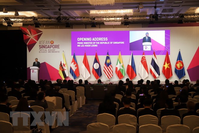 Thủ tướng Singapore Lý Hiển Long phát biểu tại Hội nghị. (Ảnh: Việt Dũng/TTXVN)