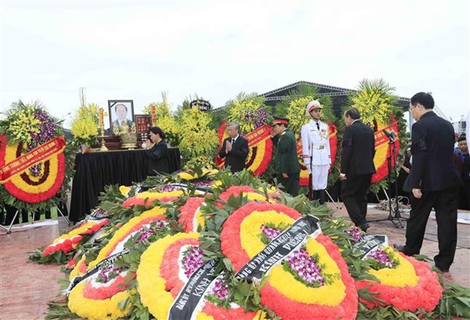 Lễ an táng Chủ tịch nước Trần Đại Quang tại quê hương Ninh Bình