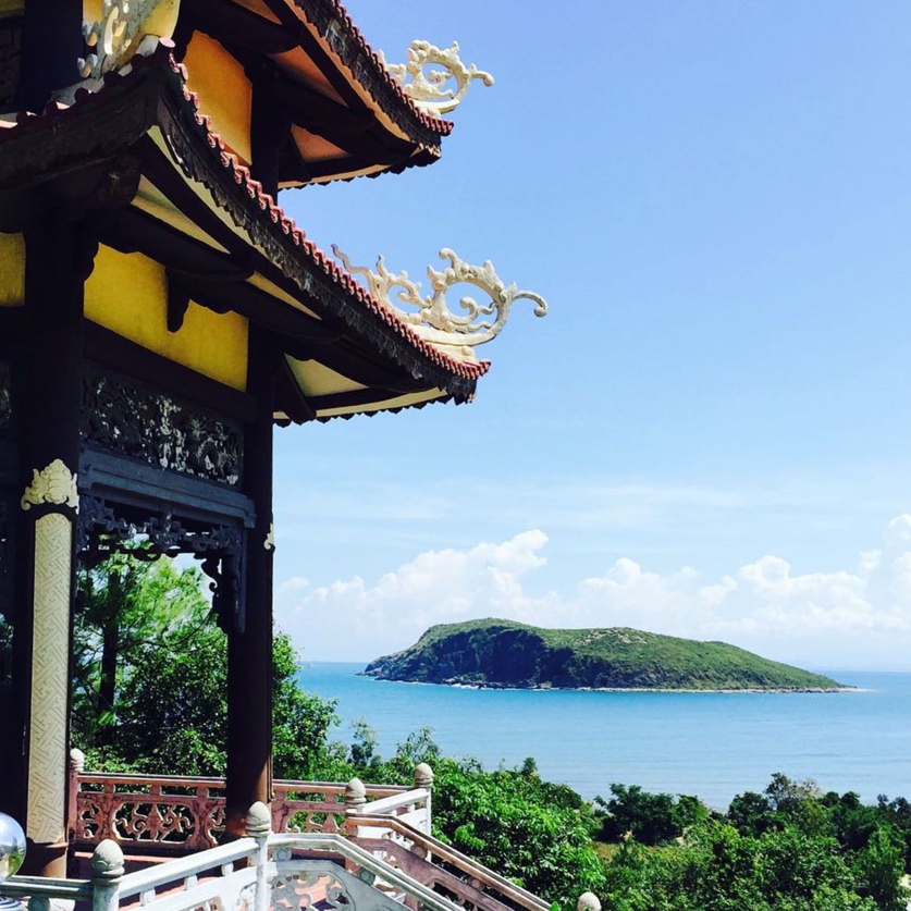  Vũng Chùa-Đảo Yến yên bình và linh thiêng (Nguồn: Tago.vn)