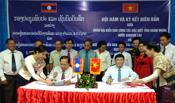 Ban Công tác đặc biệt tỉnh Quảng Bình và Khăm Muộn ký kết biên bản phối hợp công tác tìm kiếm, quy tập hài cốt liệt sĩ.