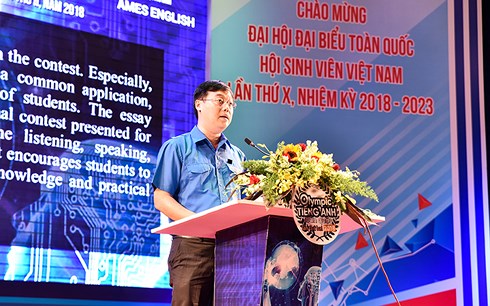Anh Lê Quốc Phong, Ủy viên dự khuyết Trung Ương Đảng, Bí thư thứ nhất BCH Trung ương Đoàn phát biểu tại buổi khai mạc Hội thi.