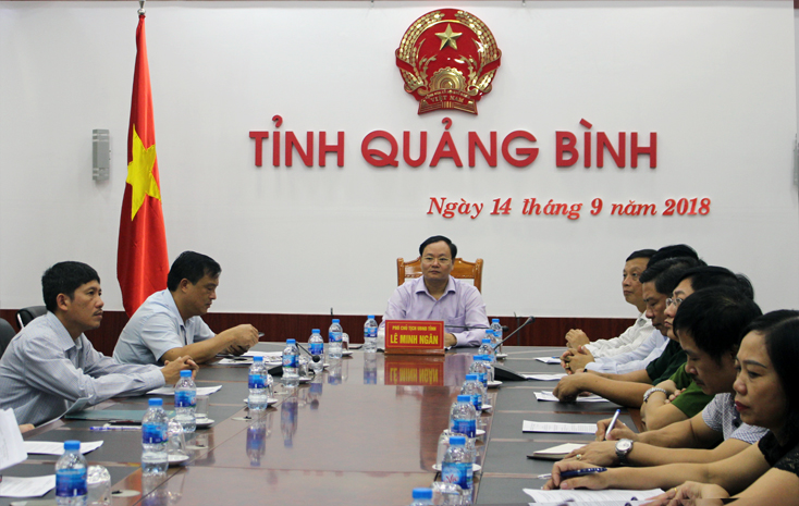 Đồng chí Lê Minh Ngân, Phó Chủ tịch UBND tỉnh chủ trì tại điểm cầu Quảng Bình.